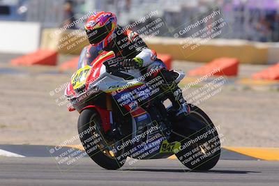 media/Oct-08-2023-CVMA (Sun) [[dbfe88ae3c]]/Race 5 Amateur Supersport Open/